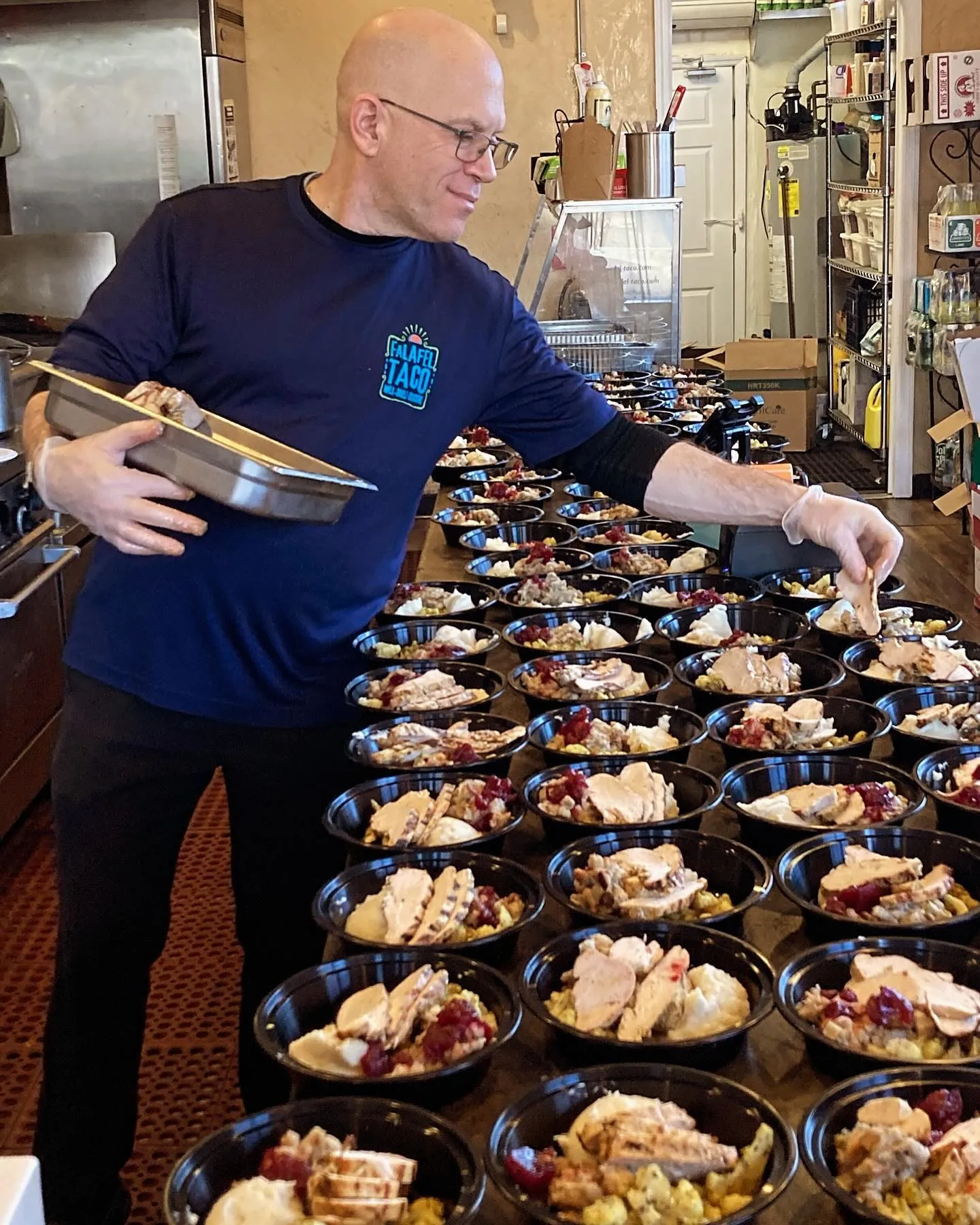 Volunteers preparing Thanksgiving meals